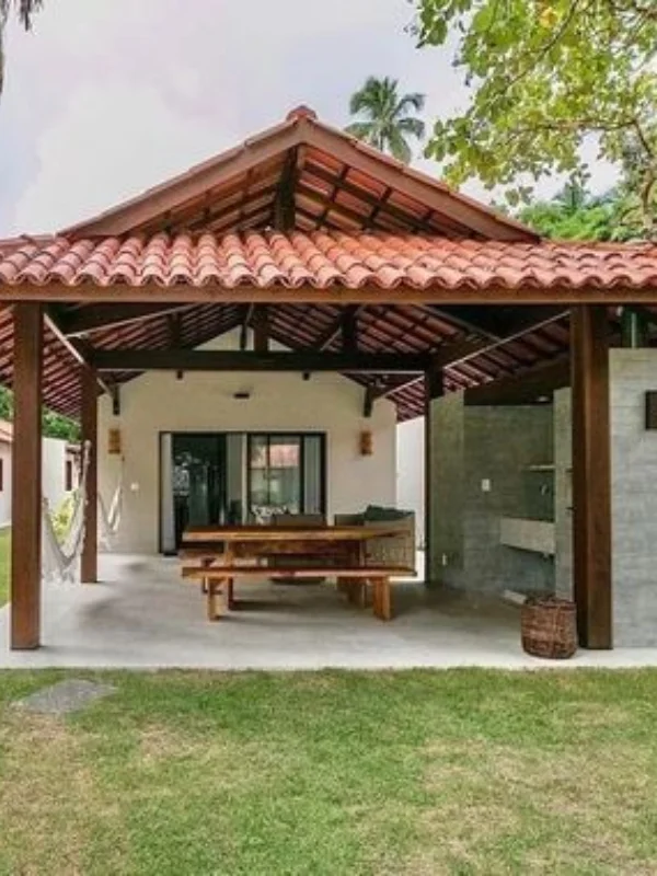 Casa de campo com área coberta